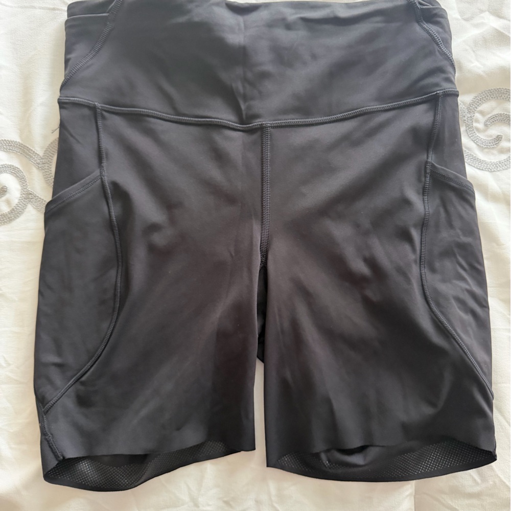 lululemon Fast and Free High-Rise Short 6” Pocket